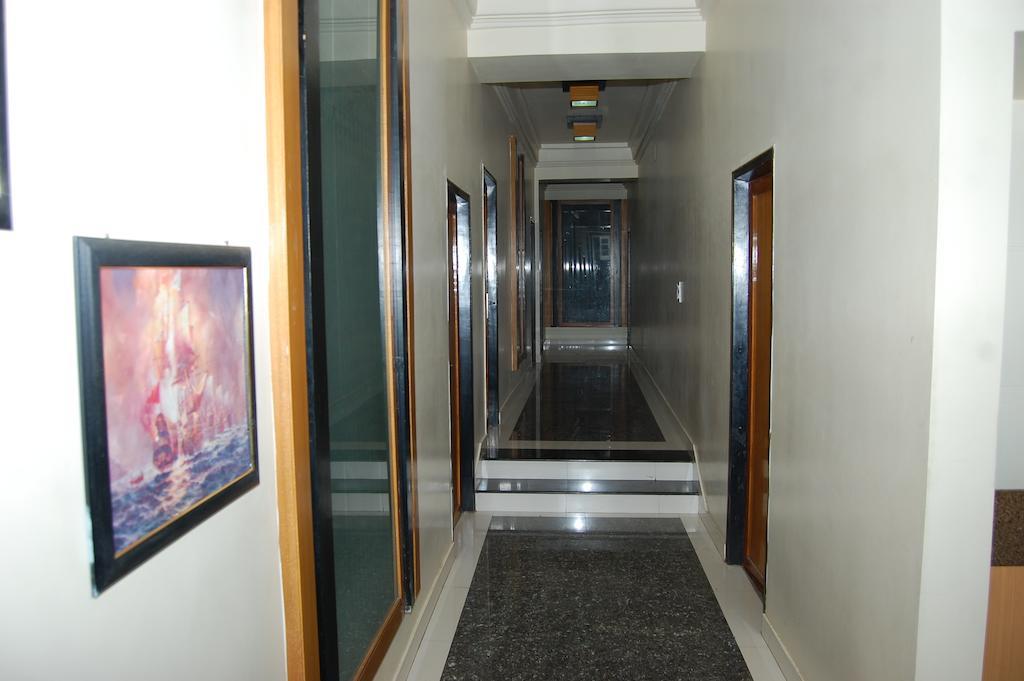 Metro Palace Hotel Bikaner Ngoại thất bức ảnh
