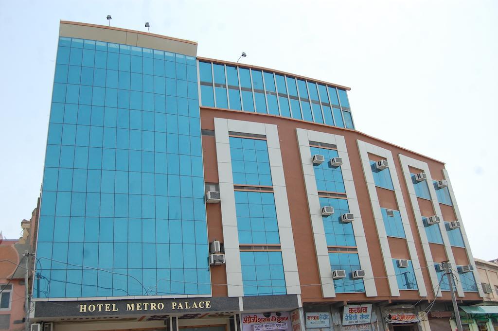 Metro Palace Hotel Bikaner Ngoại thất bức ảnh